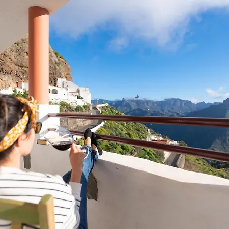 Living - Nature Adults Only