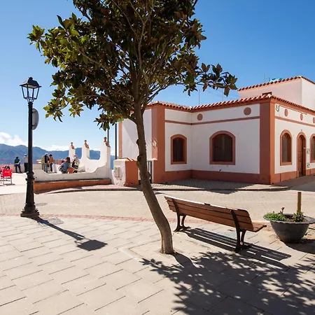 Living - Nature Adults Only *